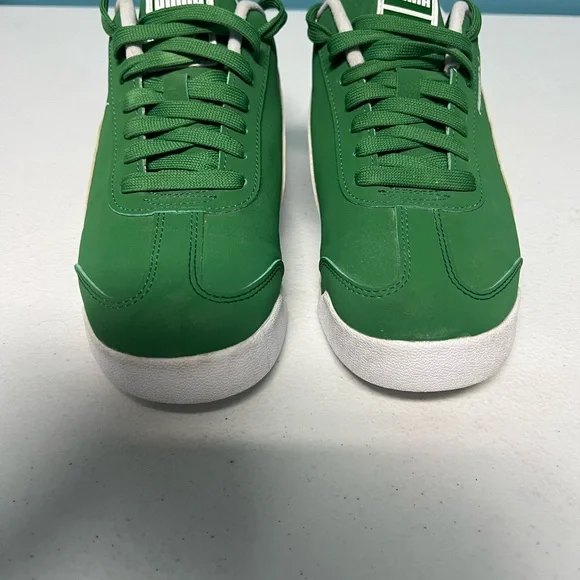 Puma Roma Sneakers in Green and White. Men's size 6 or women's size 8 - Picture 4 of 7